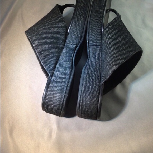 Chanel sandals - Picture 5 of 7